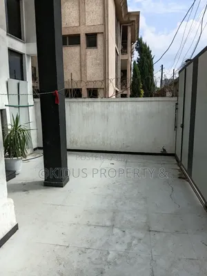 6bdrm Townhouse/Terrace in Nasswe Real State, Nifas Silk-Lafto for sale