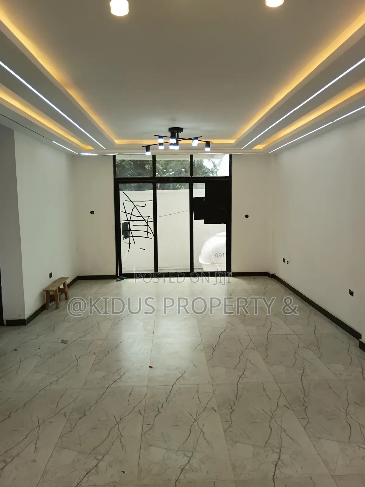 6bdrm Townhouse/Terrace in Nasswe Real State, Nifas Silk-Lafto for sale