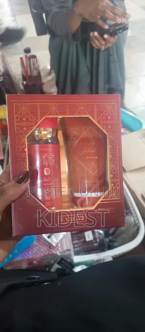 Vv Love Mini Splash and Lotion Set
