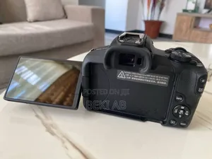Canon Eos R50