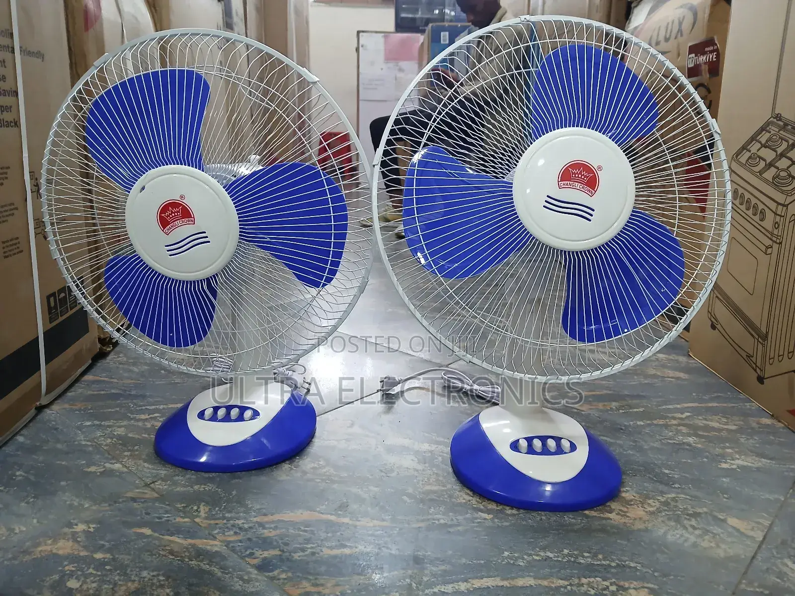 Fan Changli Crown 16-Inch Desk Type:Table/Desk With 3 Speed