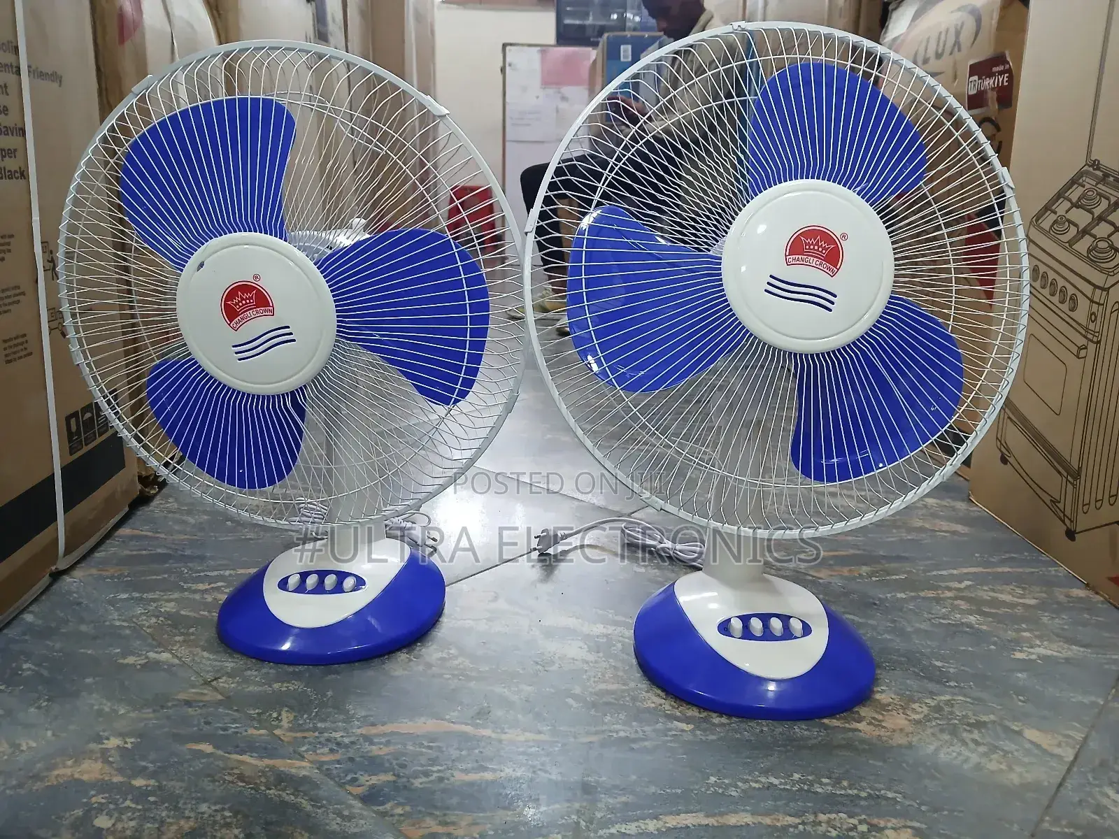 Fan Changli Crown 16-Inch Desk Type:Table/Desk With 3 Speed