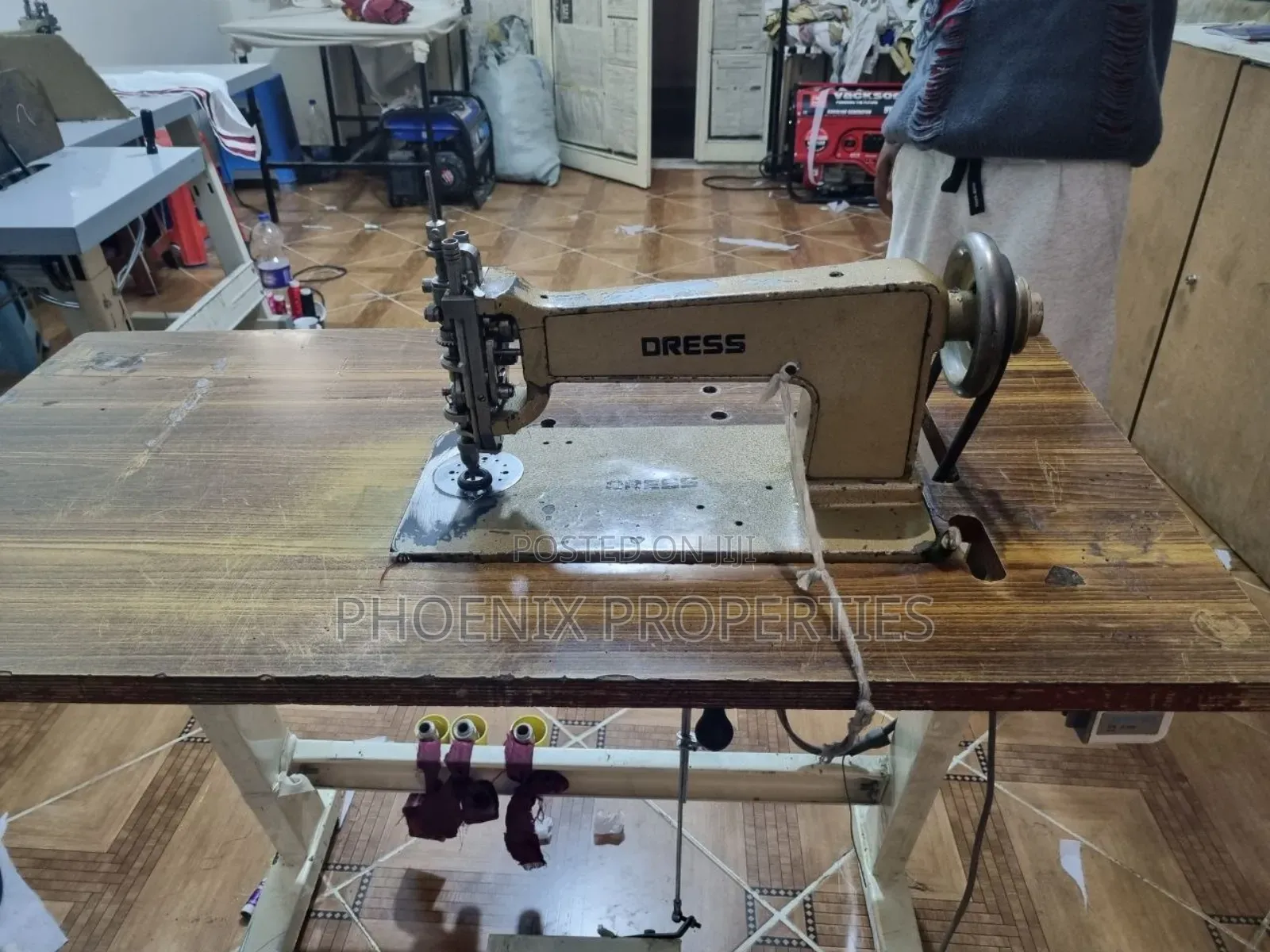 Singer Machine