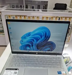 New Laptop HP Pavilion 14 x360 2-in-1 8GB Intel Core i5 SSD 512GB