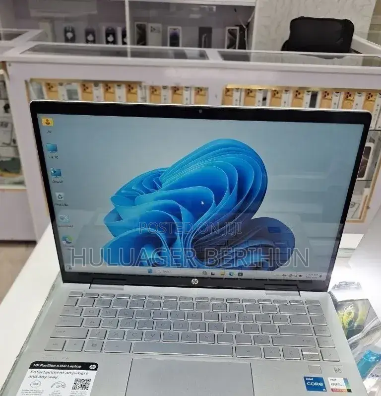 New Laptop HP Pavilion 14 x360 2-in-1 8GB Intel Core i5 SSD 512GB