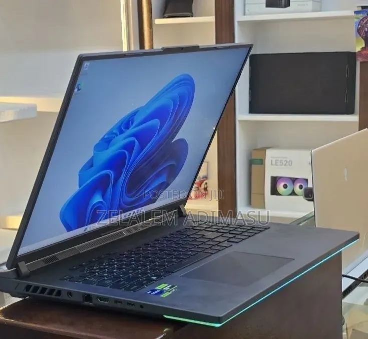New Laptop Asus ROG Strix G16 G614 16GB Intel Core i9 SSD 1T