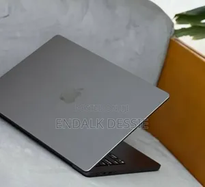 New Apple MacBook Pro 2025 M5 14-inch 16GB Apple M5 Pro SSD 512GB