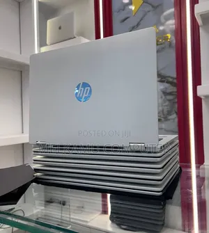 New Laptop HP OmniBook 5 Flip 16GB Intel Core i7 SSD 512GB