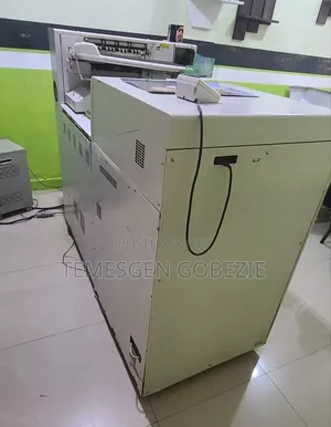 የፎቶ ማሽን የሚሸጥ