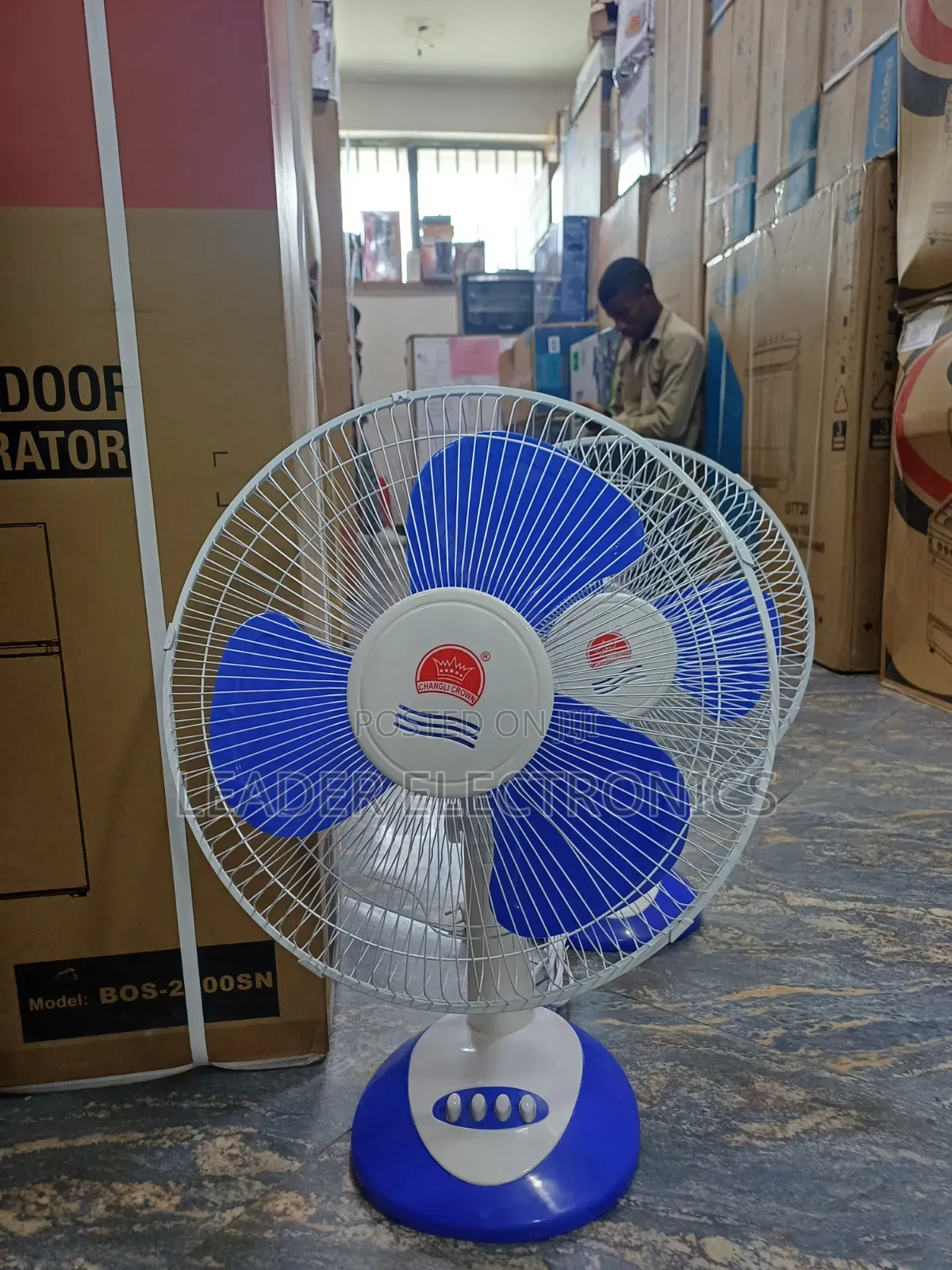 Crown Table Desk Fan – Compact Cooling for Home Office