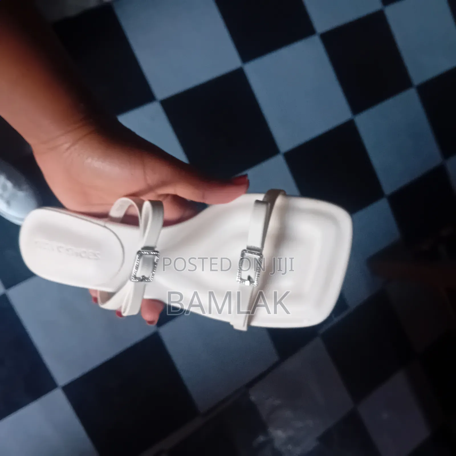 Woman's Shoes