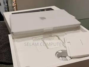 New Laptop Apple MacBook Pro 2023 M3 14-inch 36GB Apple M3 SSD 512GB