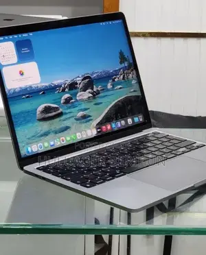 New Laptop Apple MacBook Pro M1 8GB Apple M1 SSD 256GB