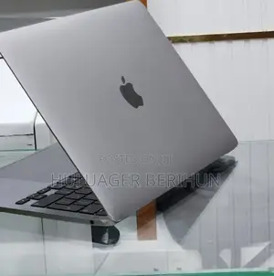 New Laptop Apple MacBook Pro M1 8GB Apple M1 SSD 256GB
