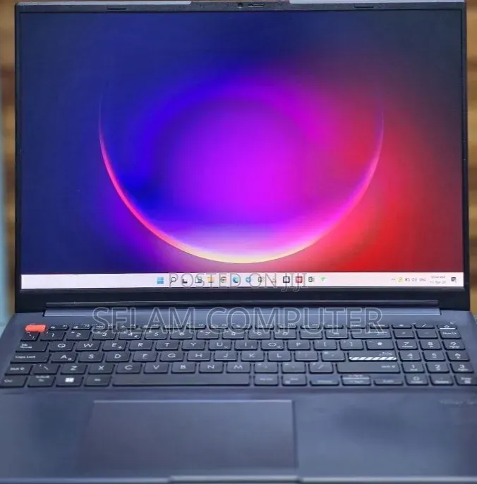 New Laptop Asus VivoBook 15 X505BA 16GB Intel Core i7 SSD 512GB
