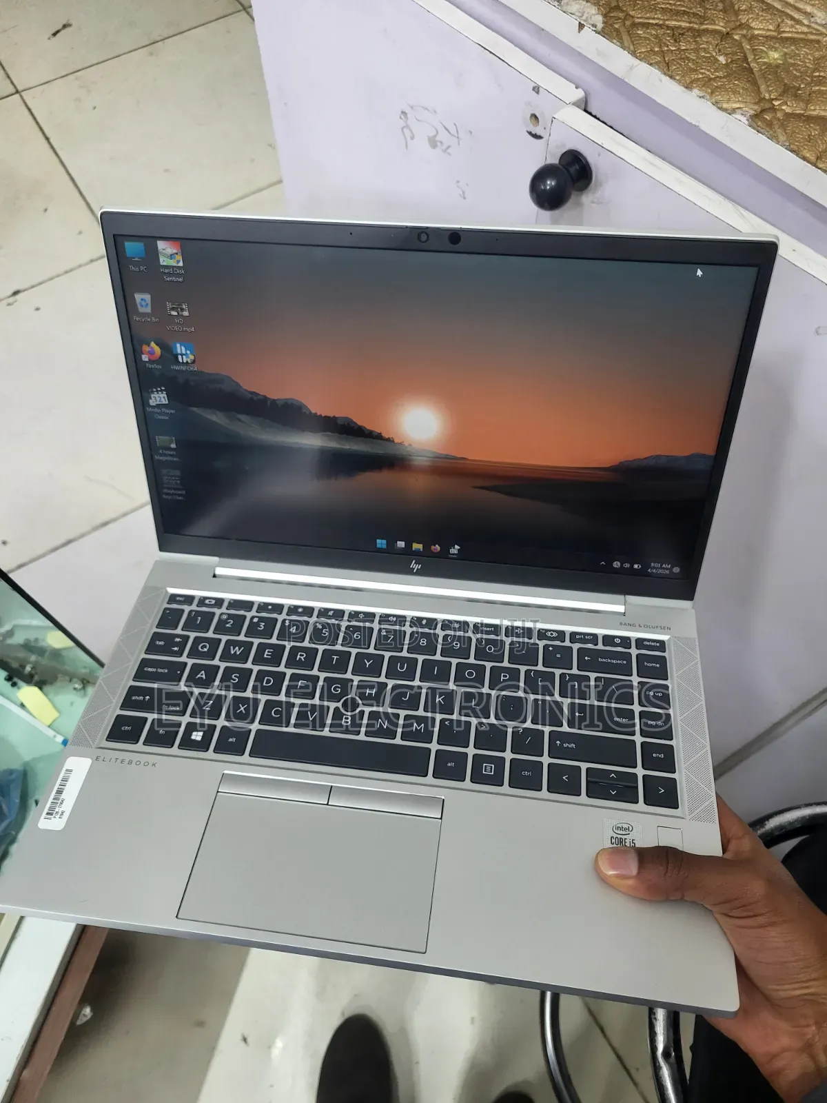 New Laptop HP EliteBook 840 G7 8GB Intel Core i5 SSD 512GB