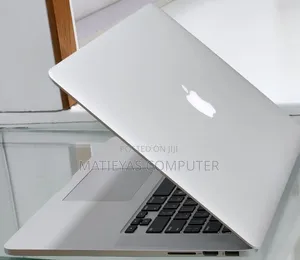 New Laptop Apple MacBook Pro 2015 16GB Intel Core i7 SSD 512GB