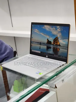 New Laptop HP Pavilion 14 8GB Intel Core i5 SSD 512GB