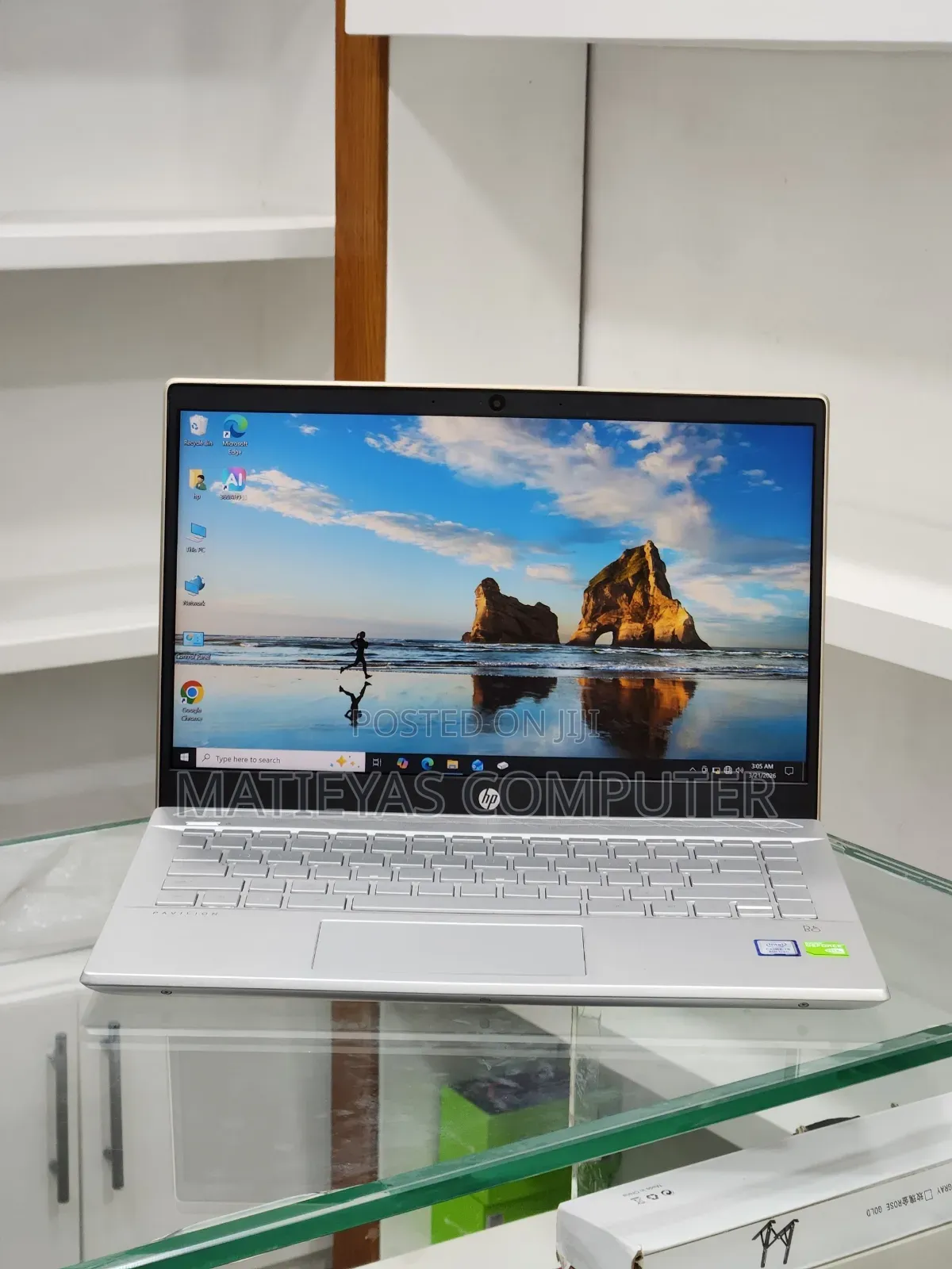 New Laptop HP Pavilion 14 8GB Intel Core i5 SSD 512GB