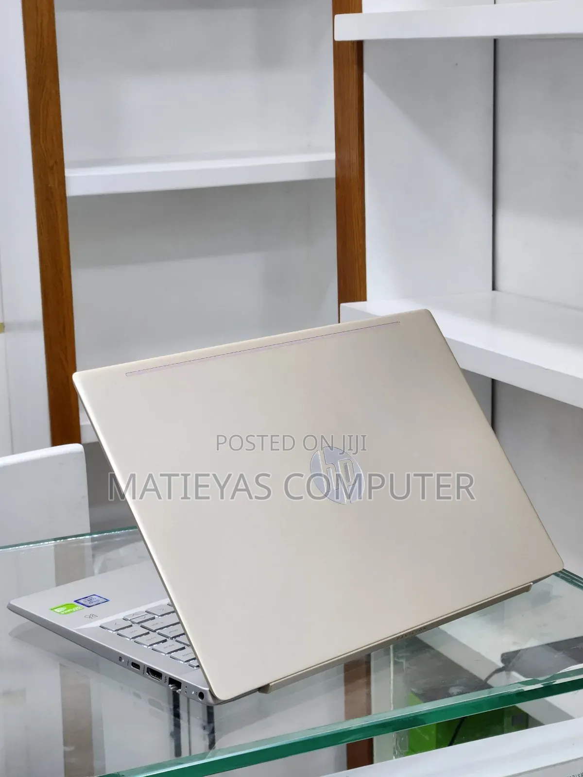 New Laptop HP Pavilion 14 8GB Intel Core i5 SSD 512GB