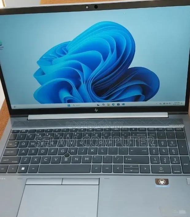New Laptop HP ZBook Power G7 16GB Intel Core i7 SSD 512GB