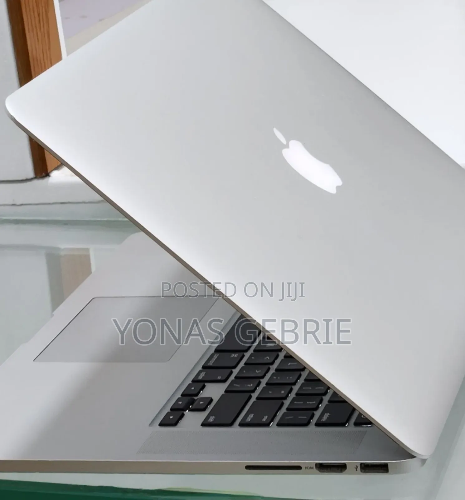 New Laptop Apple MacBook 16GB Intel Core i7 SSD 512GB