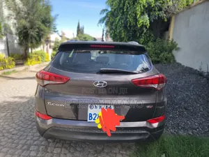 Hyundai Tucson 2018 Gray