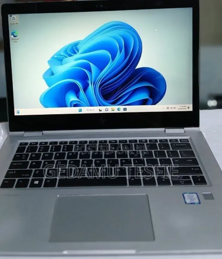 New Laptop HP 8GB Intel Core i7 SSD 256GB