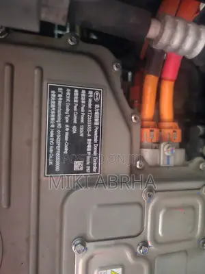 BYD Yuan Up 45 kWh FWD 2024 Gray