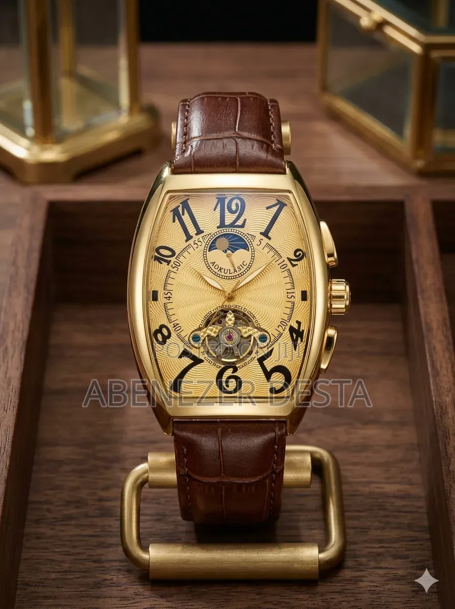 Sewor Men's Mechanical Wristwatch With a Gold-Tone Tonneauno