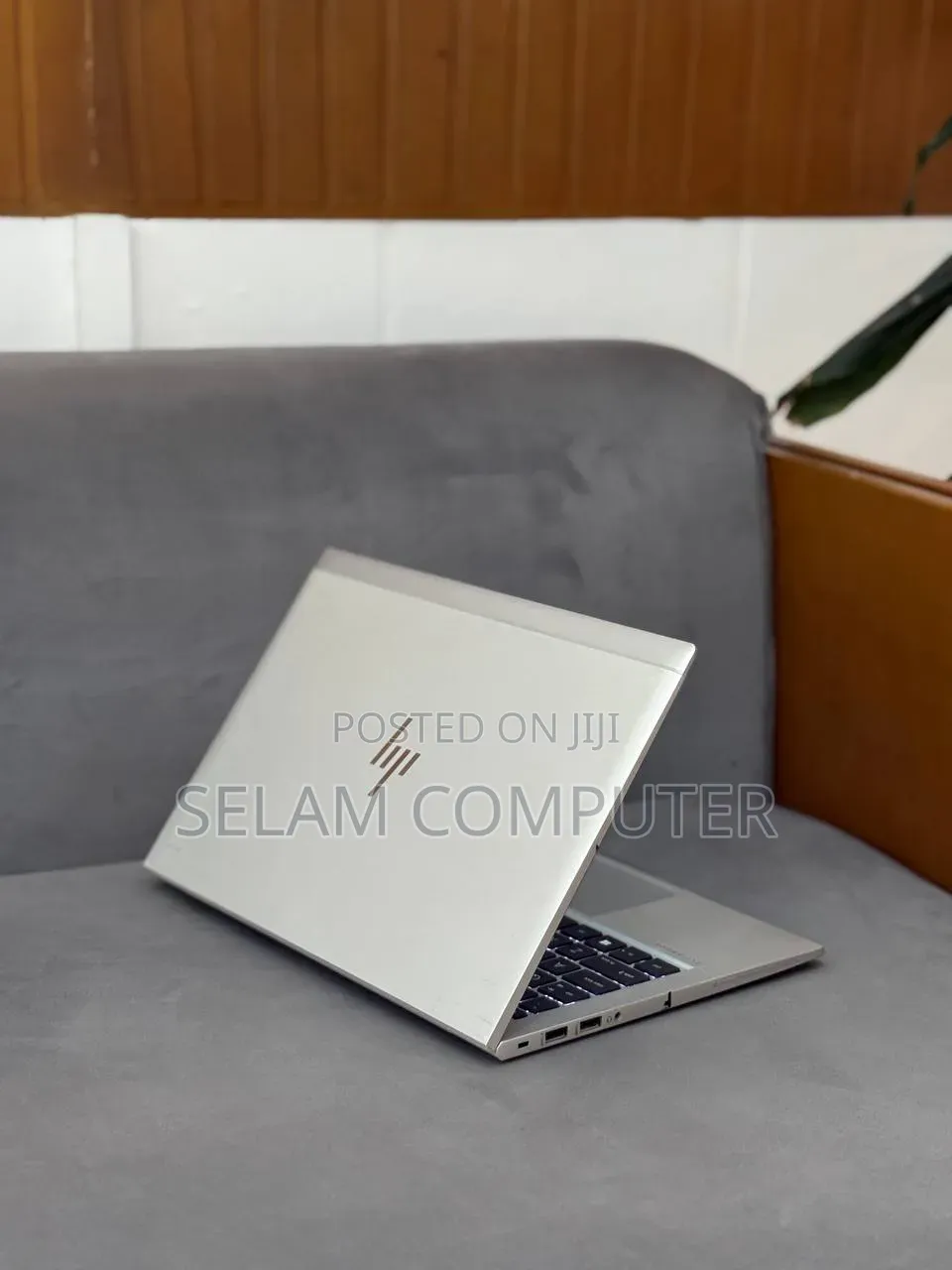 New Laptop HP EliteBook 830 8GB Intel Core i5 SSD 512GB