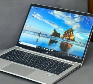 New Laptop HP EliteBook 830 8GB Intel Core i5 SSD 512GB
