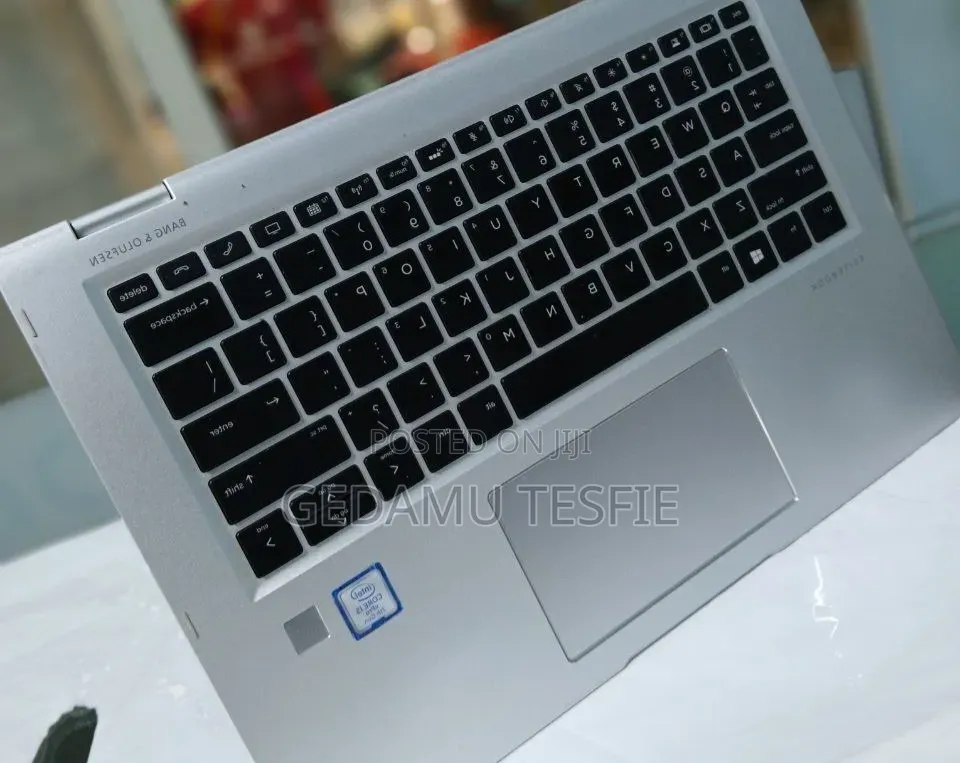New Laptop HP 8GB Intel Core i7 SSD 256GB