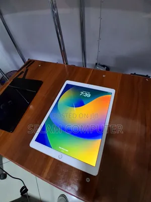 New Apple iPad 10.2 (2021) 128 GB