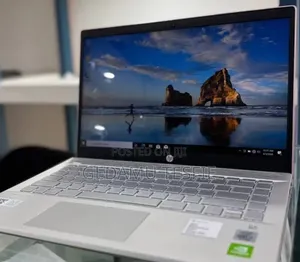 New Laptop HP 8GB Intel Core i7 SSD 512GB