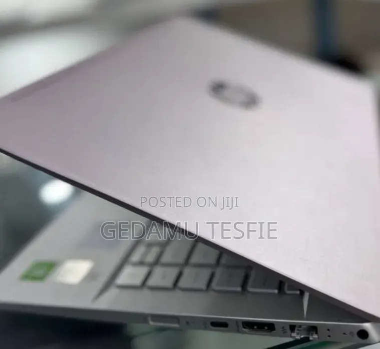 New Laptop HP 8GB Intel Core i7 SSD 512GB