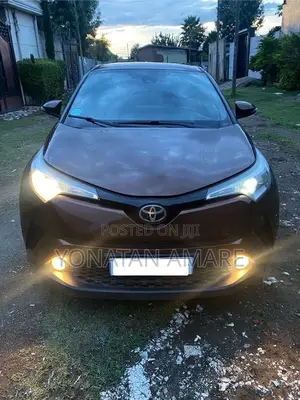 Toyota C-HR 2017 Brown