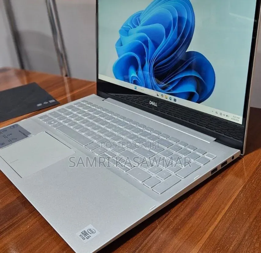 New Laptop Dell Inspiron 14 8GB Intel Core i5 SSD 256GB