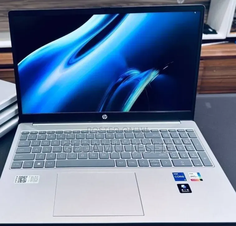 New Laptop HP 16GB Intel Core i5 SSD 1T