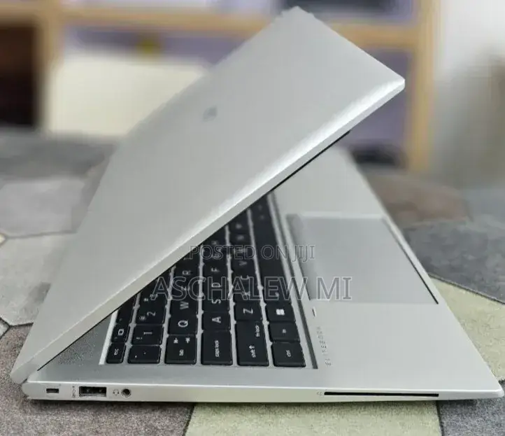 New Laptop HP EliteBook 850 G8 16GB Intel Core i7 SSD 512GB