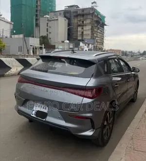 BYD E2 43 kWh 94 hp FWD 2025 Gray