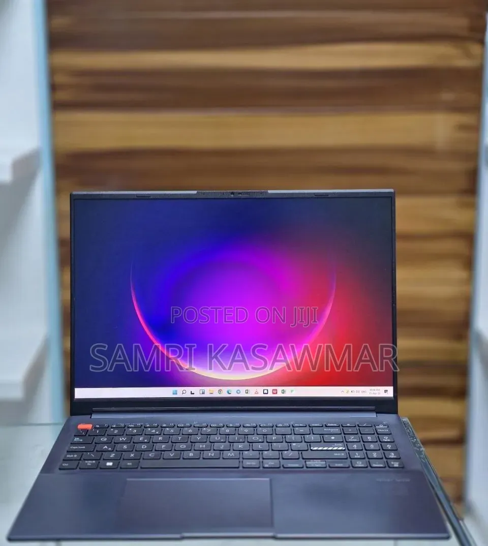 New Laptop Asus Vivobook 16 16GB Intel Core i7 SSD 512GB