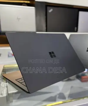 New Laptop Microsoft Surface 16GB Intel Core i7 SSD 512GB