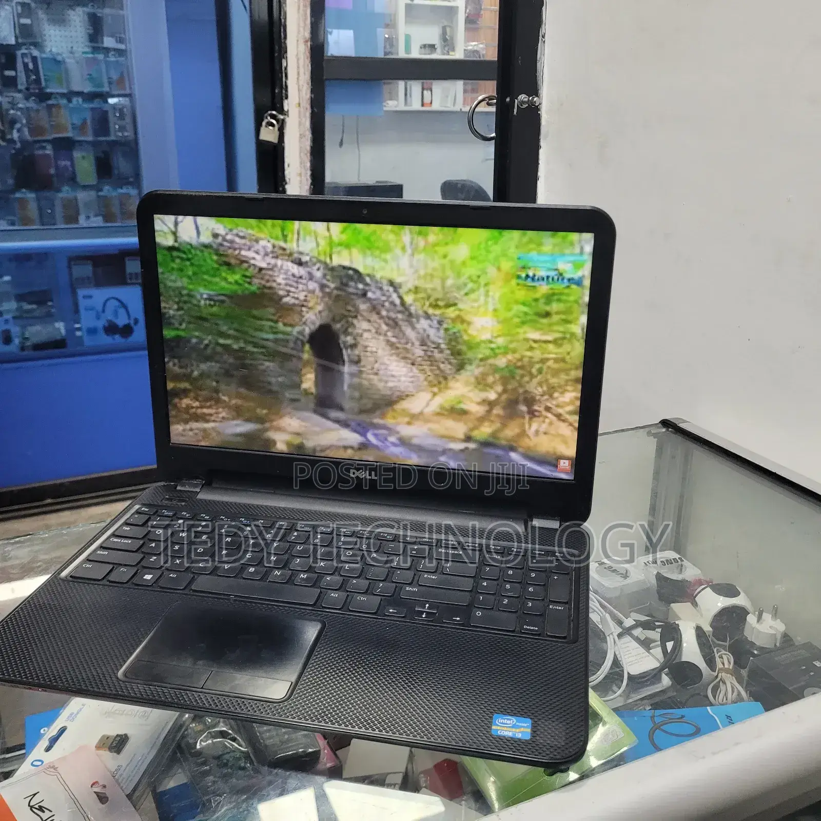 Laptop Dell Inspiron 15 8GB Intel Core i3 HDD 500GB