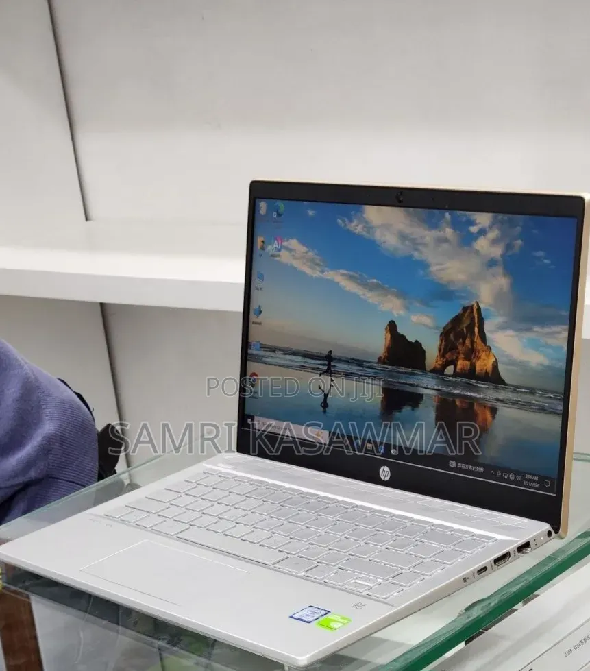 New Laptop HP Pavilion 15 8GB Intel Core i5 SSD 512GB