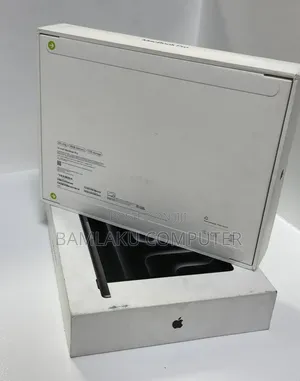 New Laptop Apple MacBook Pro 2025 M5 14-inch 16GB Apple M5 Pro SSD 1T