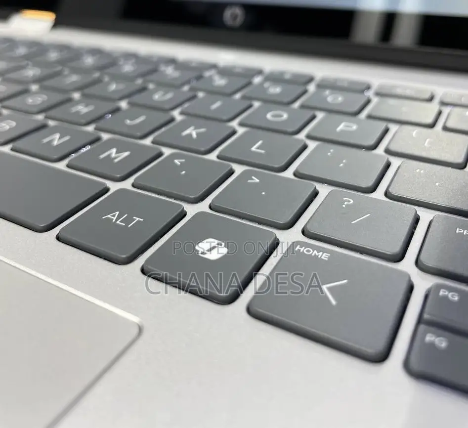 New Laptop HP OmniBook 5 14" 16GB Intel Core 7 SSD 512GB
