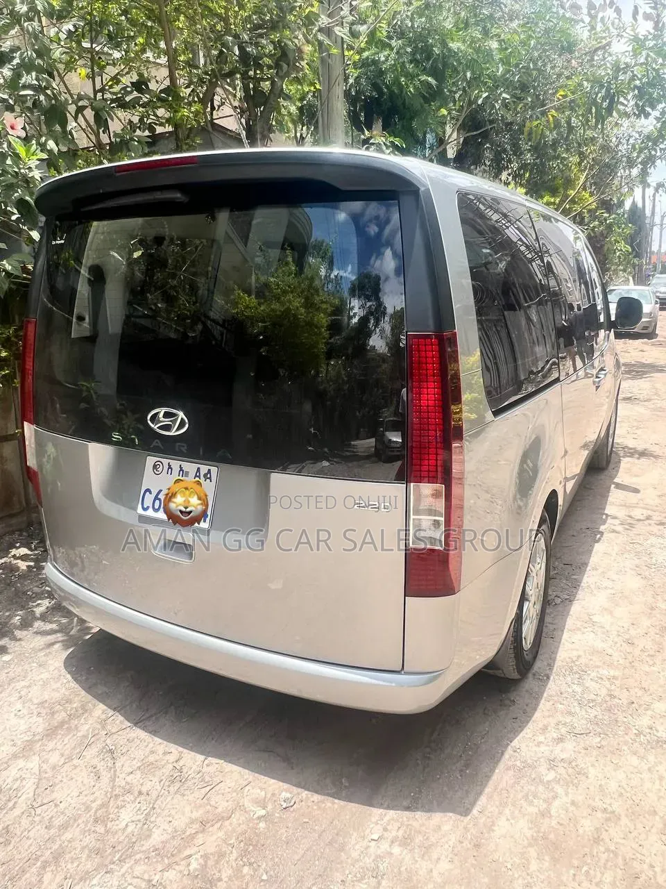 Hyundai Staria 2023 Silver