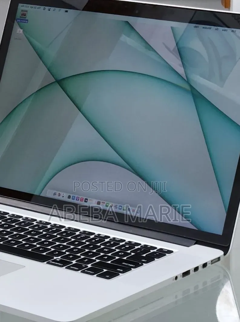 New Laptop Apple MacBook Pro 2015 16GB Intel Core i7 SSD 512GB