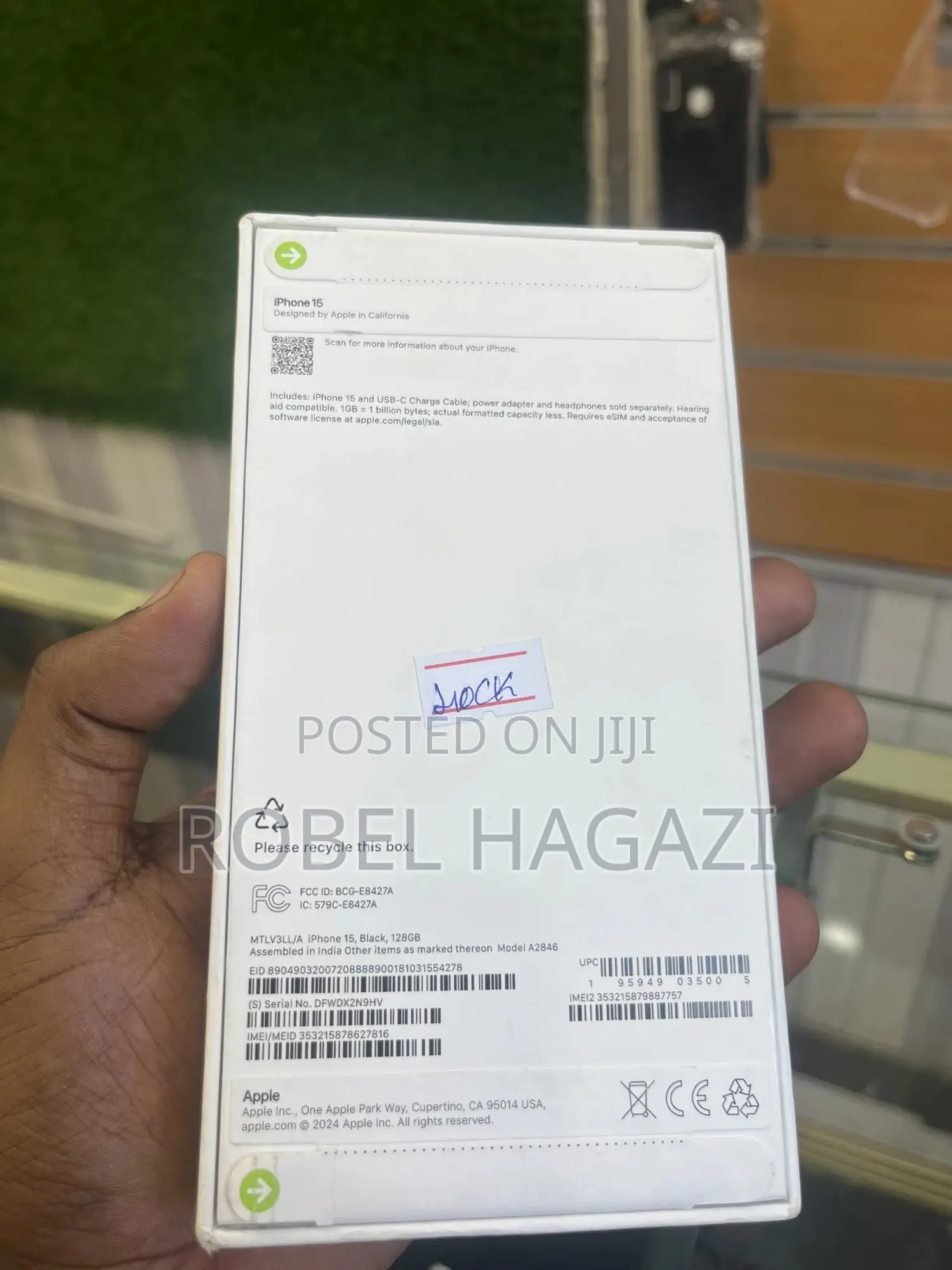 New Apple iPhone 15 128 GB Black